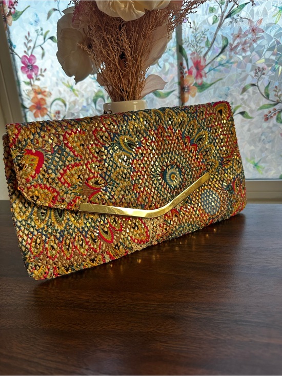 Jessica McClintock Handbags - Vintage Jessica McClintock Sequin Evening Clutch Gold Chain statement bag